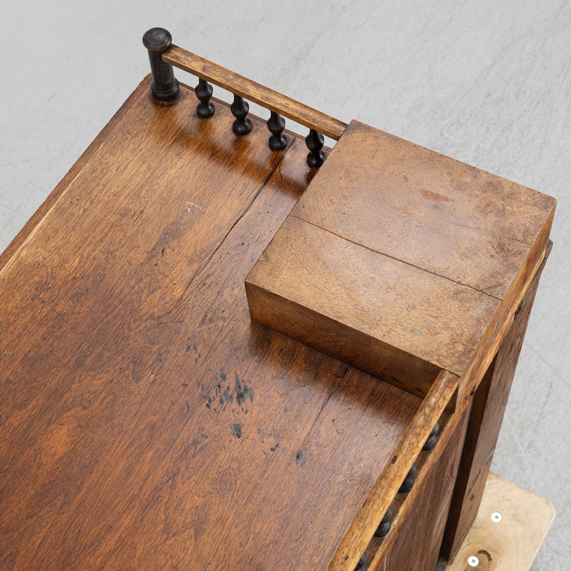 A mid 19th century desk.