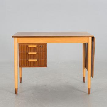 SKRIVBORD/MATBORD, Börge Mogensen, Söborg. Danmark. 1950-tal.