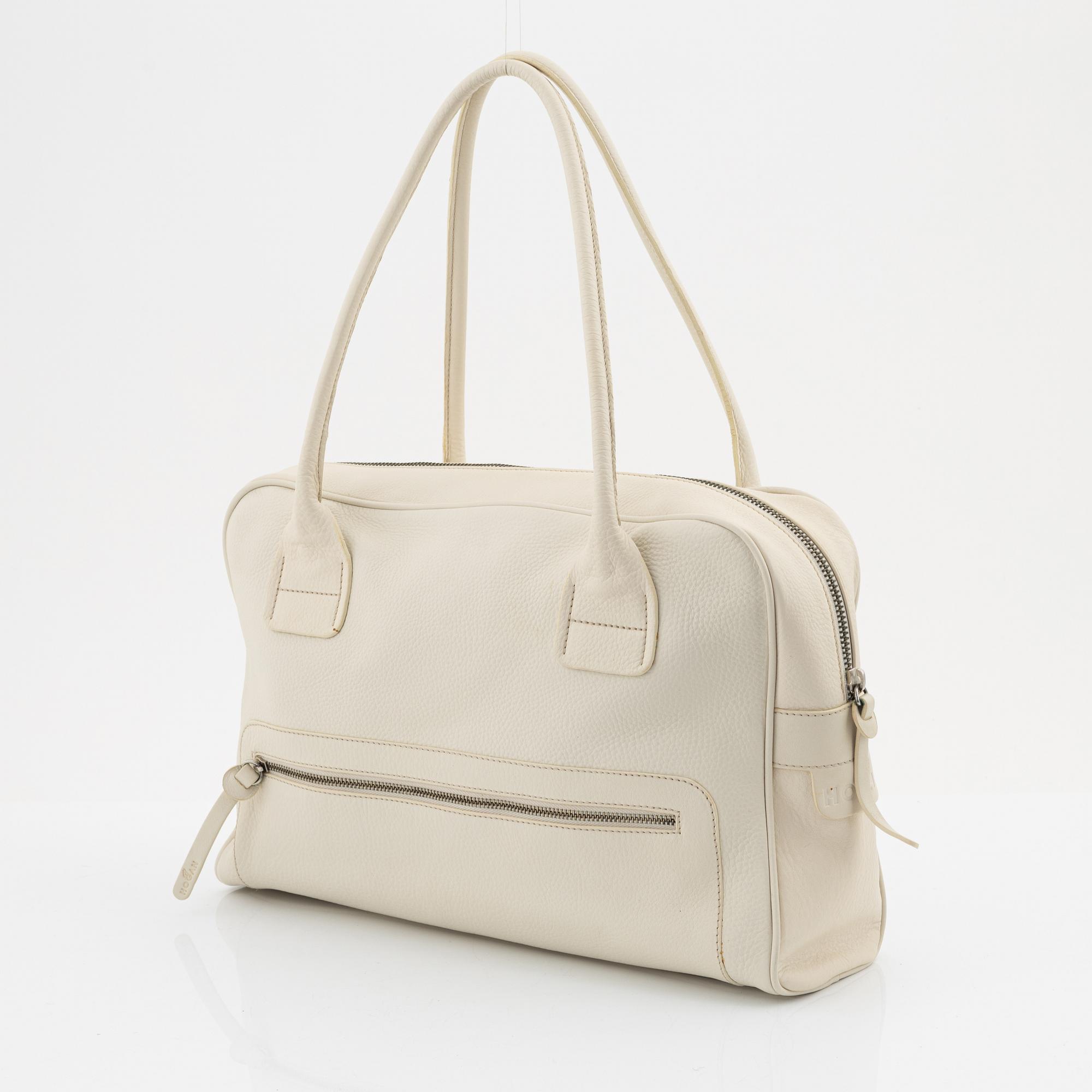 Hogan, a white Nappa leather 'Pan Am' handbag.