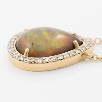 Necklace in 18K gold with a drop-shaped opal and octagon-cut diamonds.