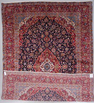 MATTA, Kashan, 1900-talets slut, ca 393x283 cm.