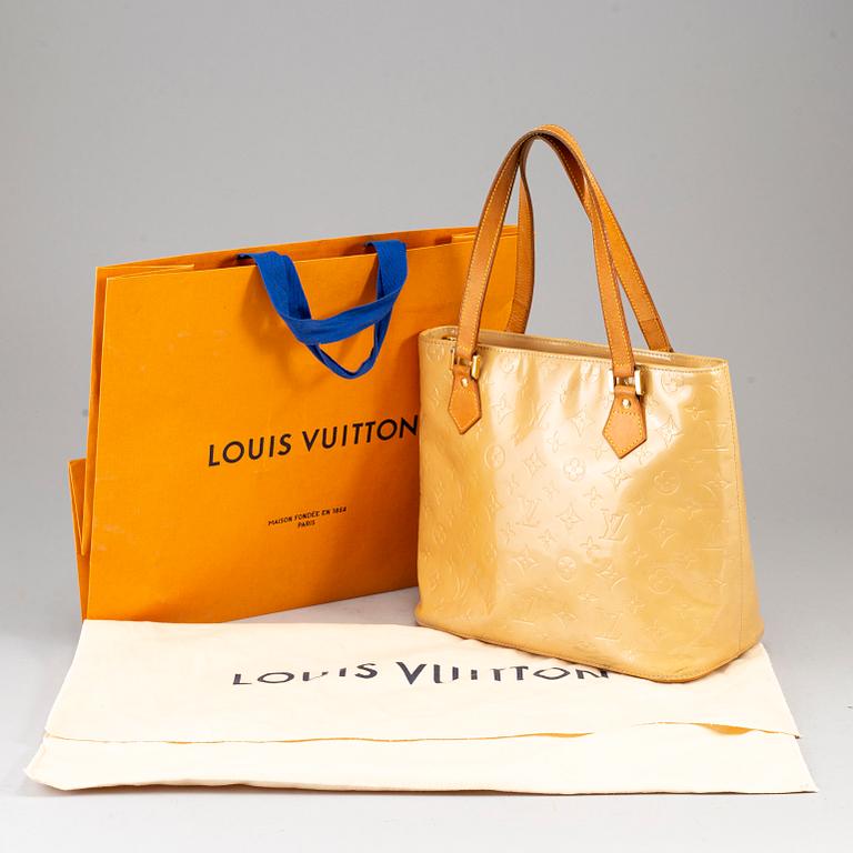 LOUIS VUITTON, a "Houston" handbag.