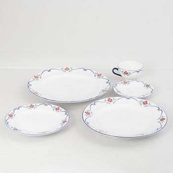 Pia rönndahl, a 66-piece service, "Sundborn", Rörstrand, Sweden.