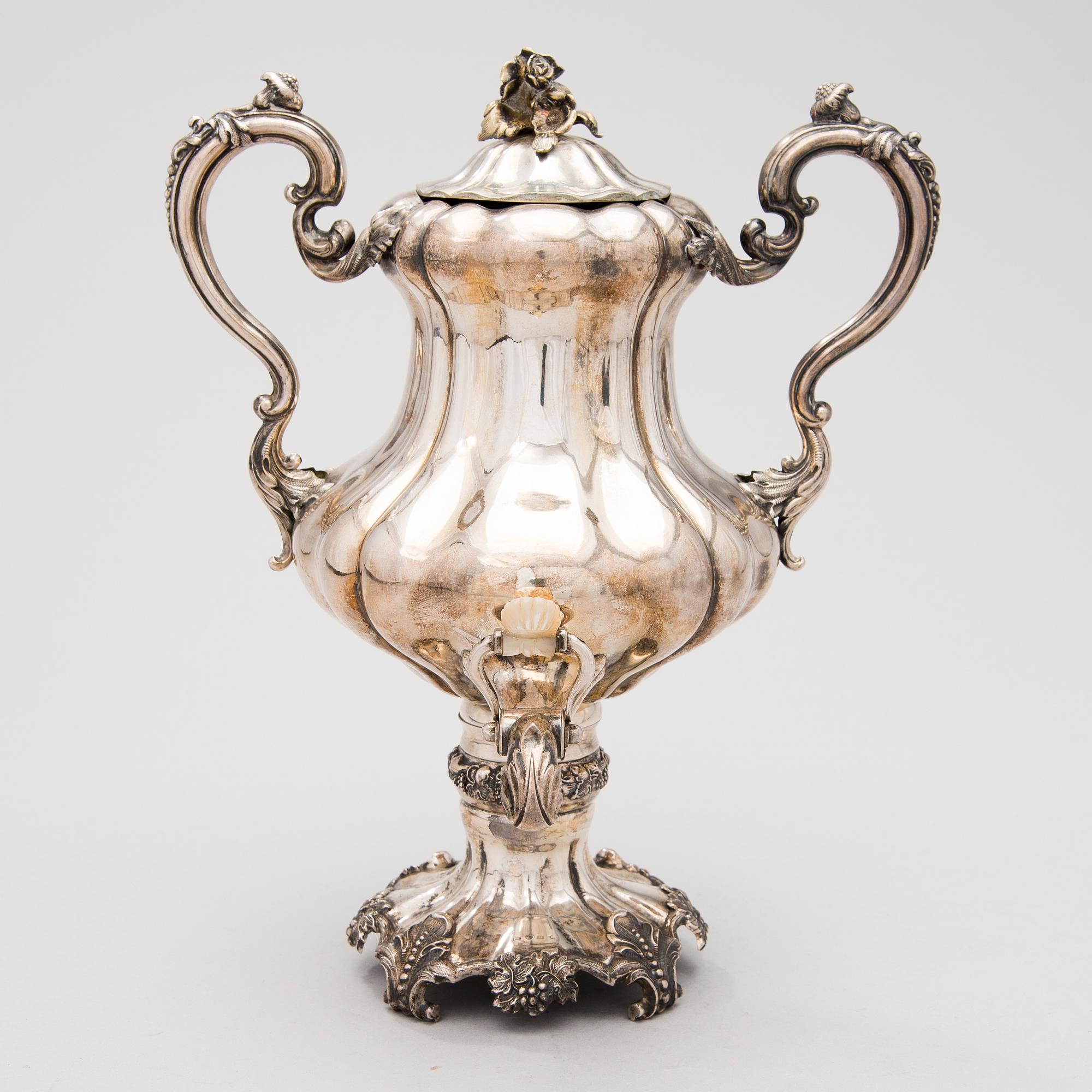 A Finnish neo rococo silver samovar by Anders Wilhelm Felixsson, Lovisa 1851.