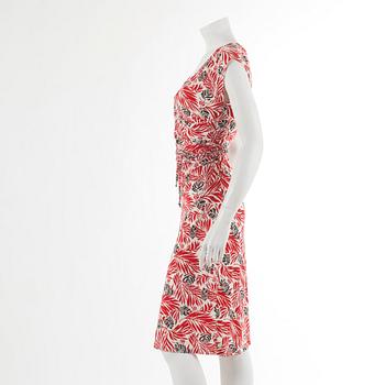 DIANE VON FURSTENBERG, patterned dress, US size 8.