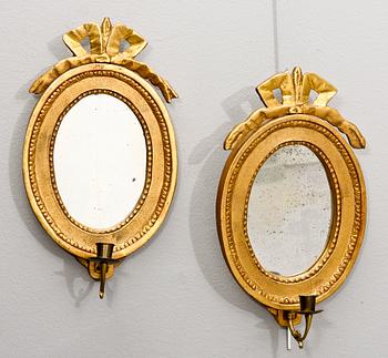 SPEGELLAMPETTER, ett par, gustaviansk stil, 1800/1900-tal.