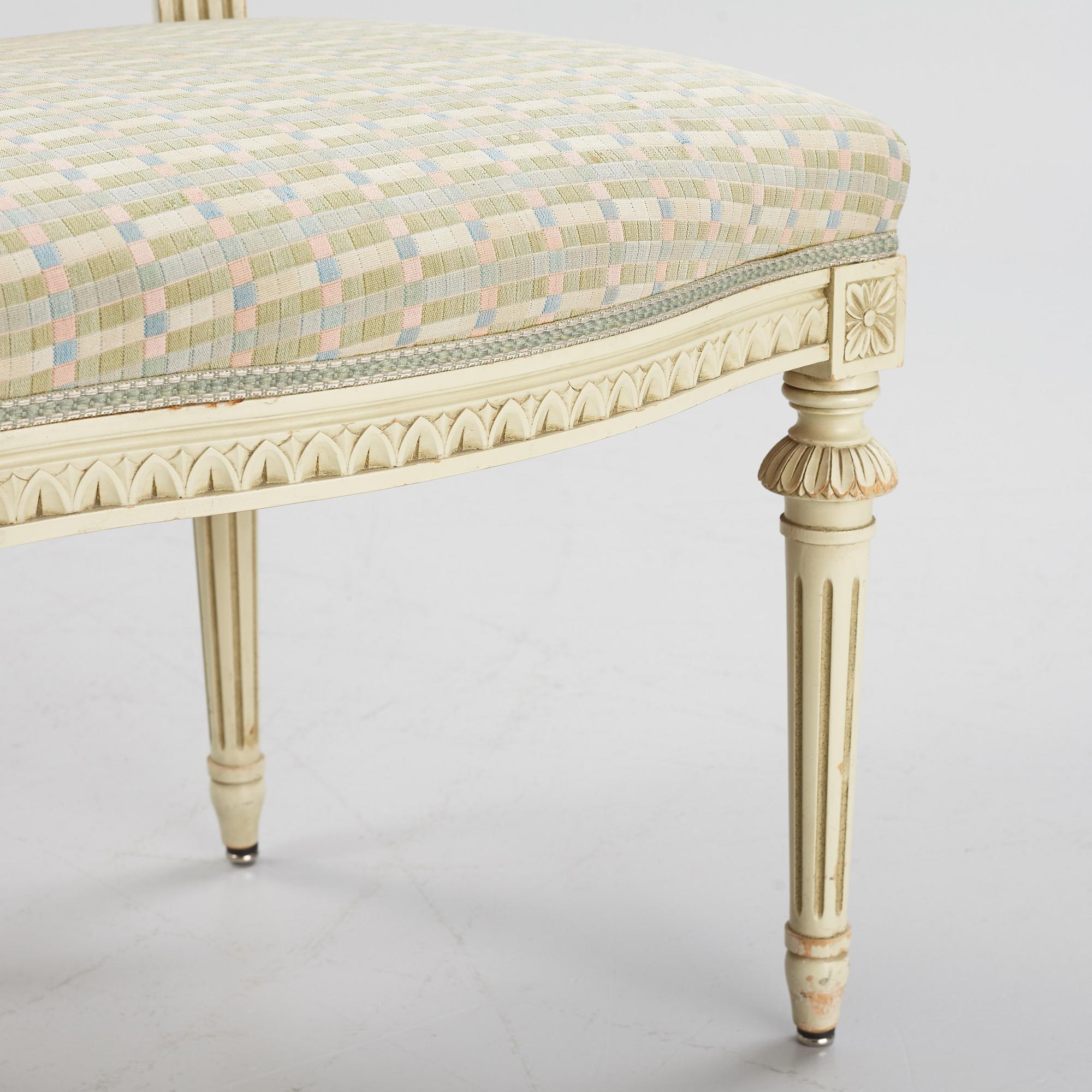A set of eight Gustavians chairs, 20th Century.