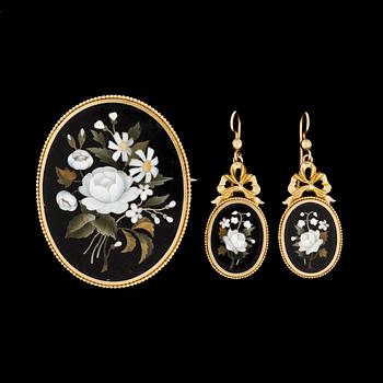 156. A micro mosaic brooch and earrings.