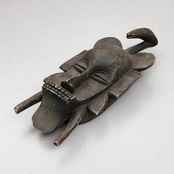 MASK, trä, Afrika, 1900-tal.