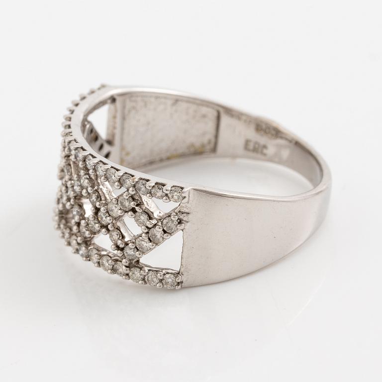 Ring, 14K white gold with small diamonds in a grid pattern.