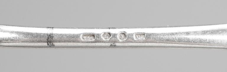 SKEDAR, silver, bla C G Hallberg, Stockholm, tidigt 1900-tal. Vikt 1162 gram.