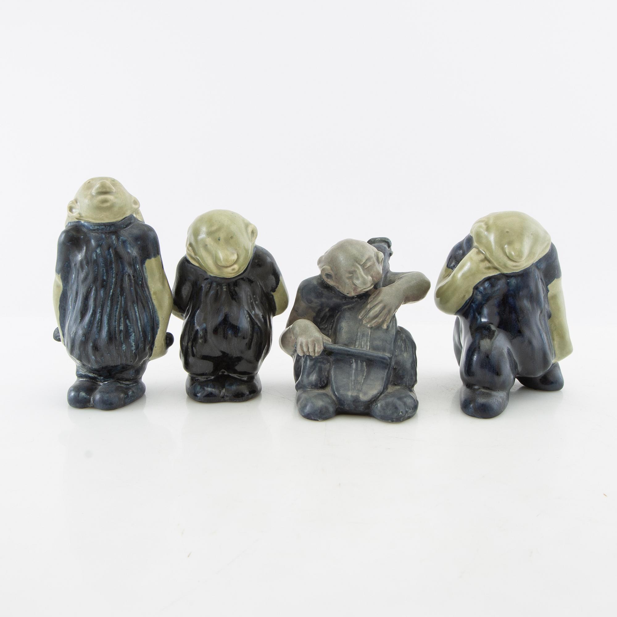 Åke Holm,  figuriner 4 st Troll stengods.