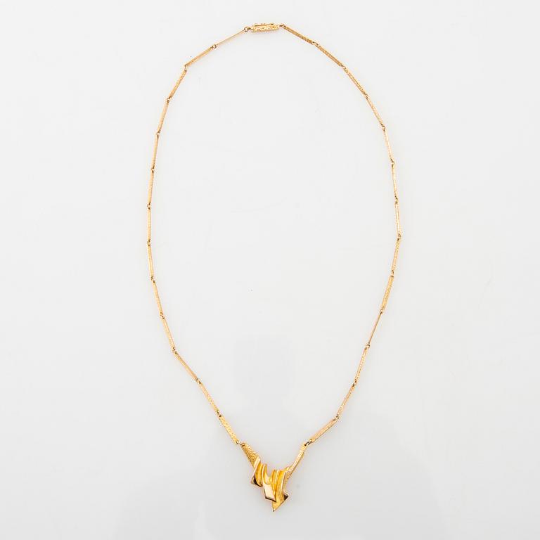 Zoltan Popovits, Necklace "Valeriana" 14K gold, Lapponia Finland 1993.