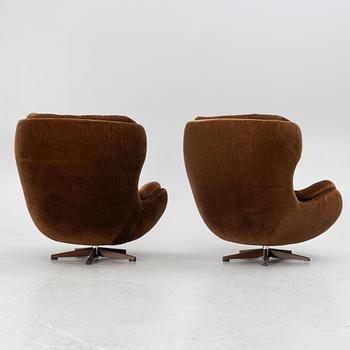 A pair of armchairs, Swedfurn, Slätte möbler, Töreboda, second half of the 20th century.