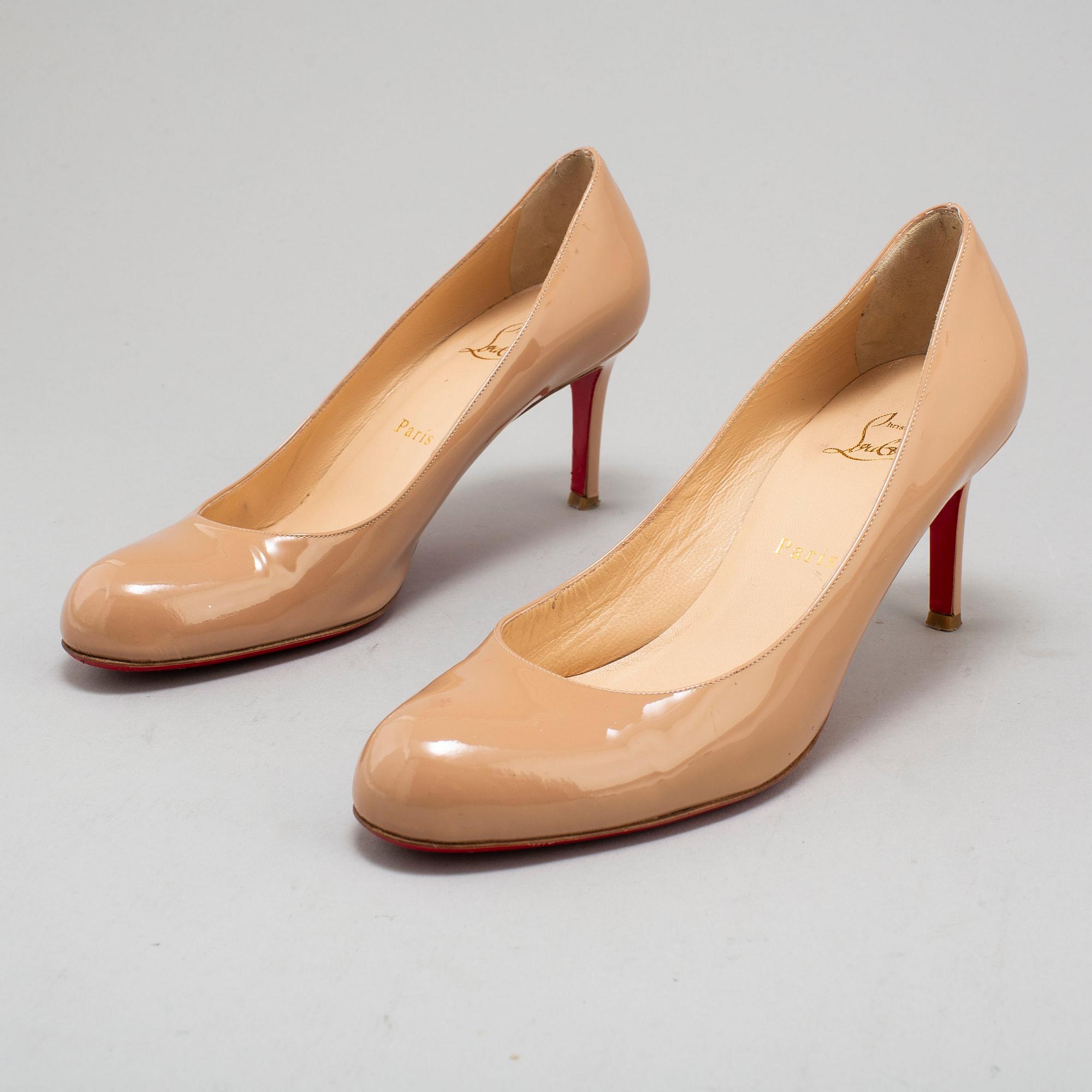 CHRISTIAN LOUBOUTIN, skor, storlek 39½.