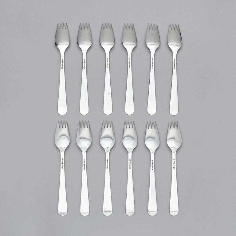 Wiwen Nilsson, salladsgafflar / vickningsgafflar, silver, 12 st, Lund 1936.