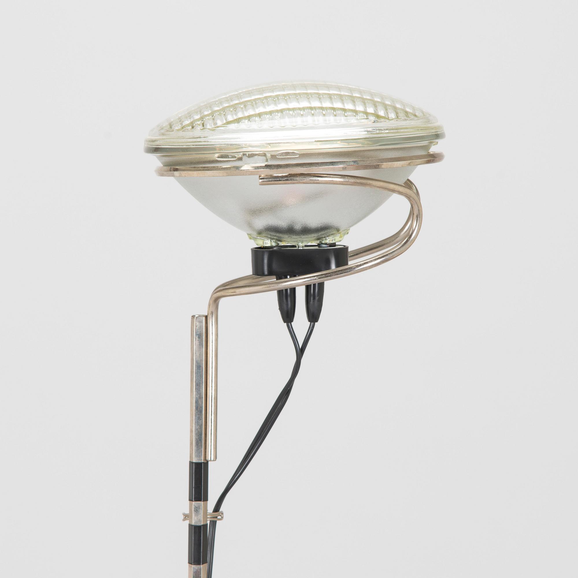 Achille & Pier Giacomo Castiglioni, golvlampa, "Toio", Flos, Italien.