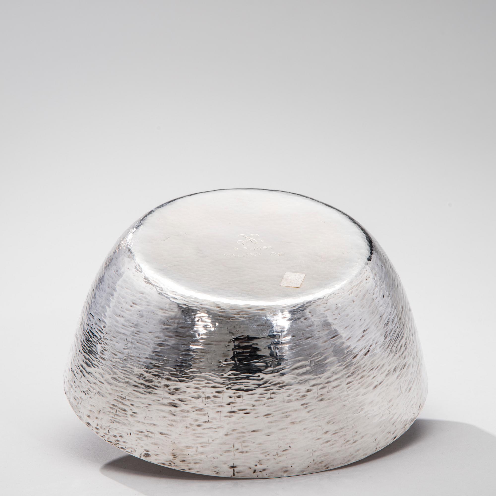 TAPIO WIRKKALA, SKÅL. Sign. TW. Silver 925, Kultakeskus Tavastehus 1969.