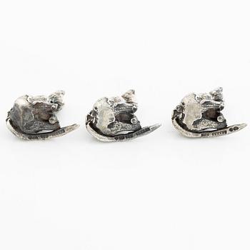 PA Lundahl-Terrs, figurines/pendants, eleven pieces, silver, in the form of animals.