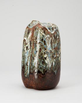 An Erik Plöen stoneware vase, Norway.