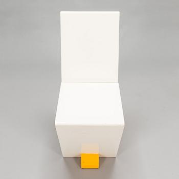 Olavi Hänninen, a 1985 'Gallina' (Hen) chair.