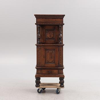 A cabinet, 18th Century.