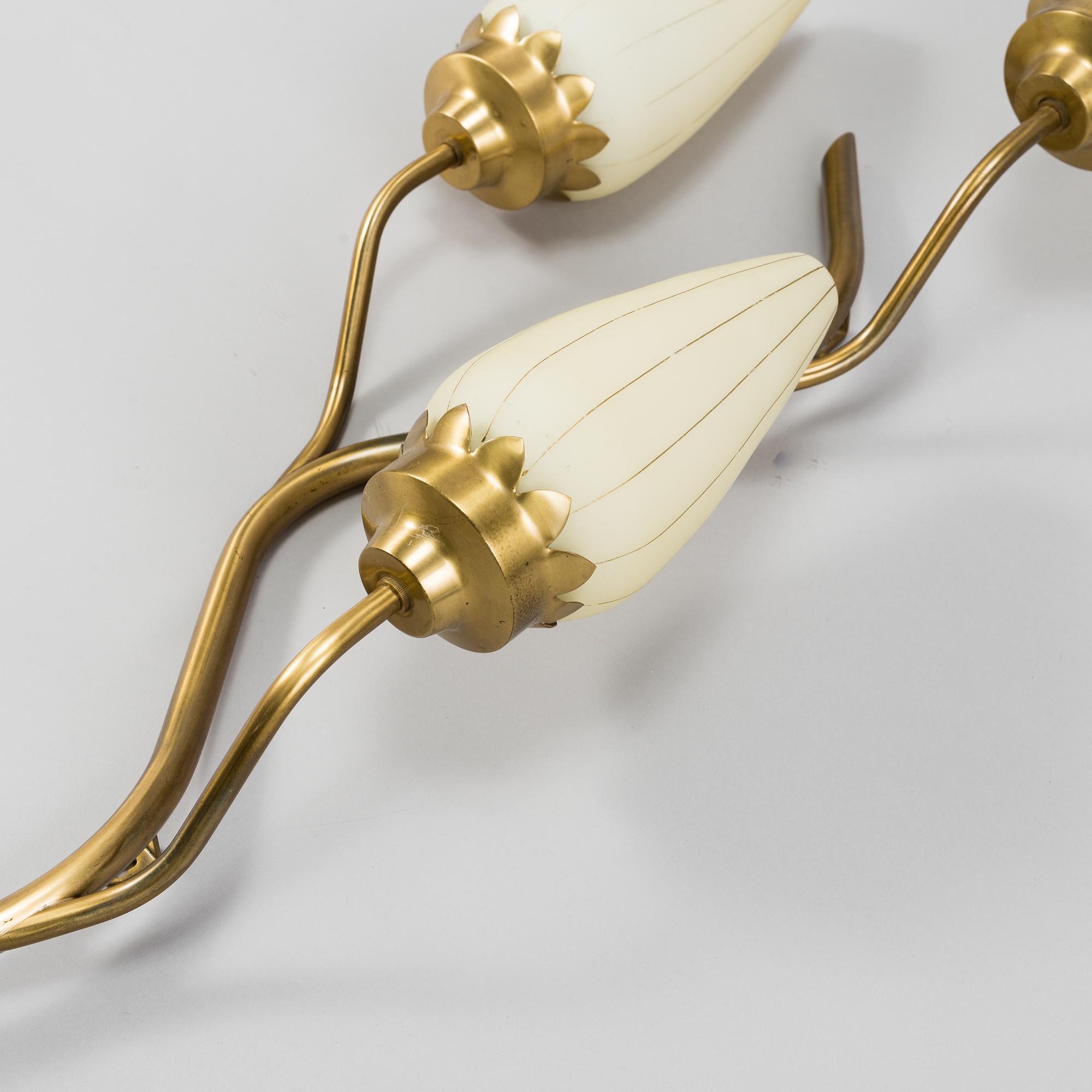 A MID 20TH CENTURY WALL LIGHT, Astra.