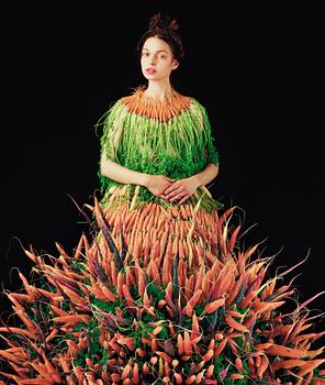 Nathalia Edenmont, pigment print, signerad och daterad 2018-2020, numrerad 17/50.