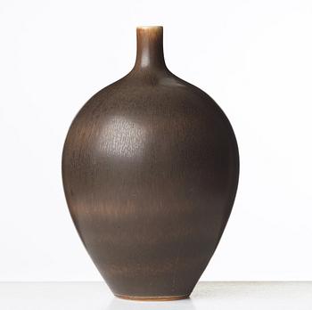 Berndt Friberg, a stoneware vase, Gustavsberg studio, Sweden 1966.