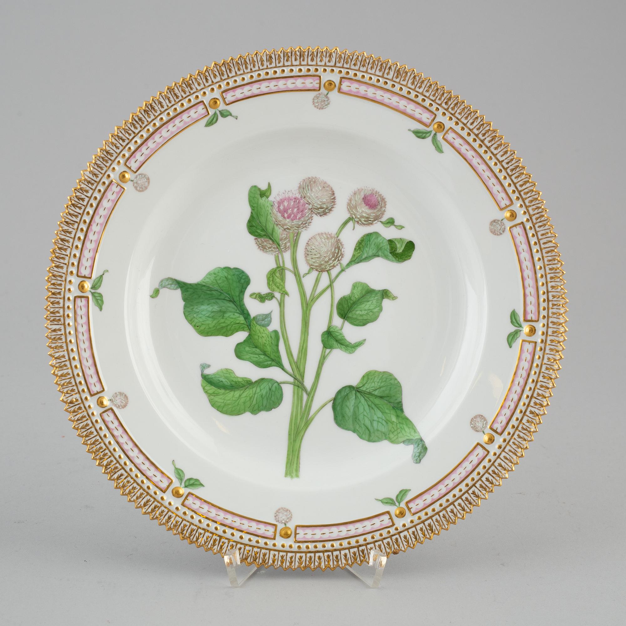 A Royal Copenhagen 'Flora Danica' dish, Denmark, 20th Century.