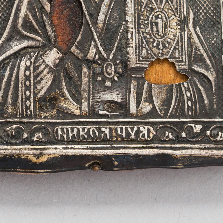 Eight early 20th-century Russian travelling icons.