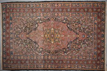 MATTA, orientalisk. Ca 310x206 cm.