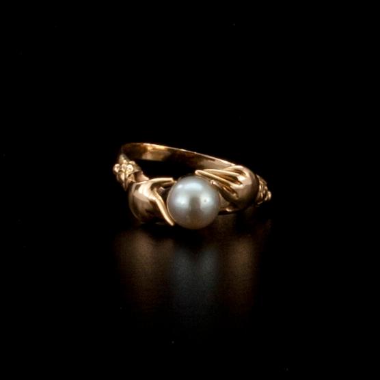 RING, 14K guld, pärla. Medlet av 1900-talet. Vikt 2,9 g.