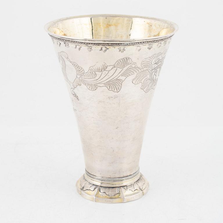 A Swedish 18th century parcel-gilt beaker, mark of Petter Julin, Köping 1765.