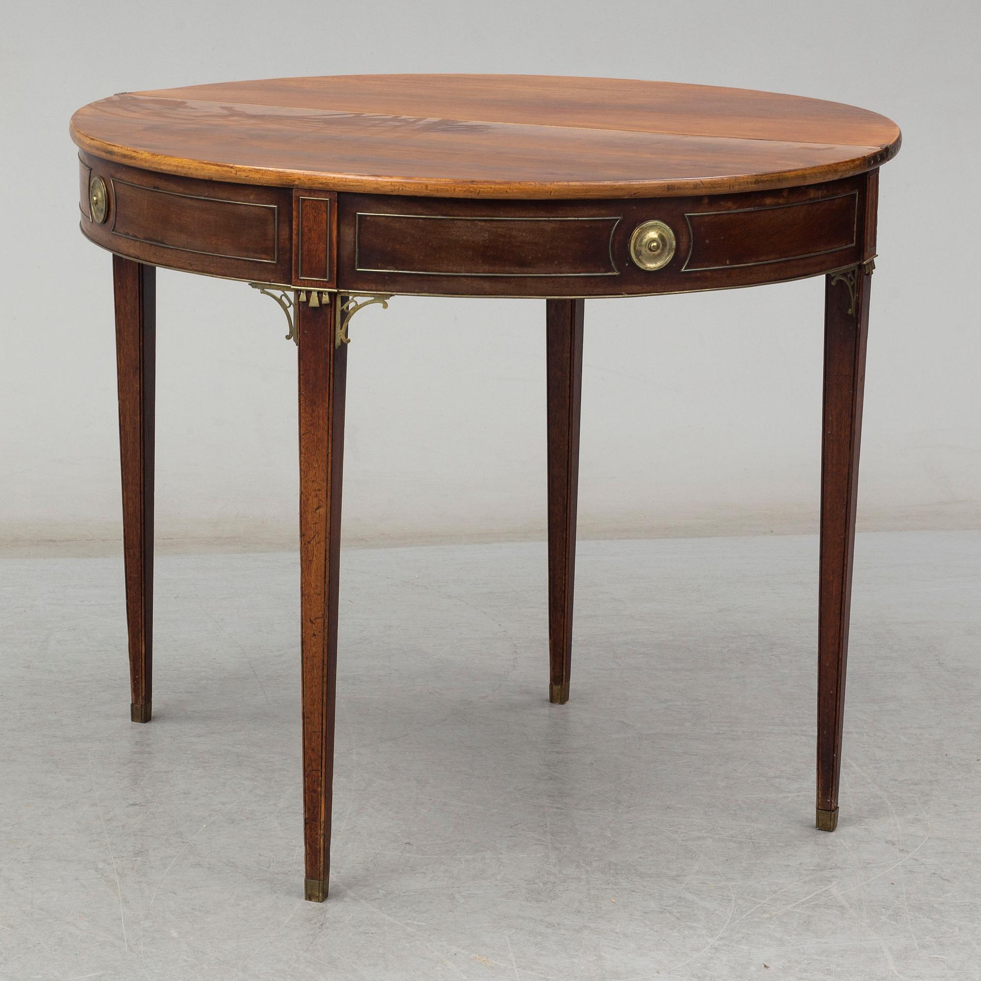 A late Gustavian games table, late 18th century.