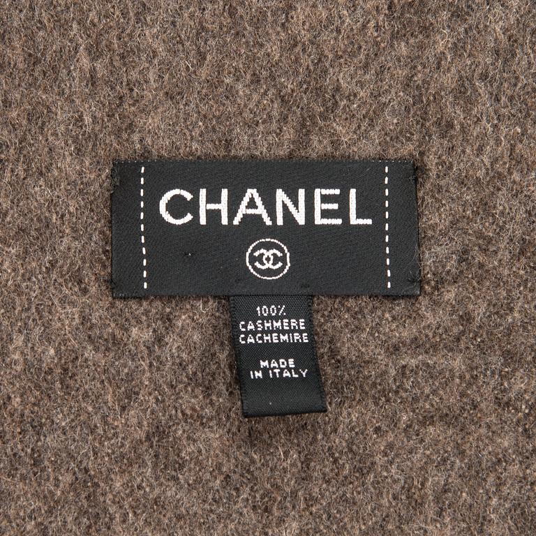 Chanel, shawl.