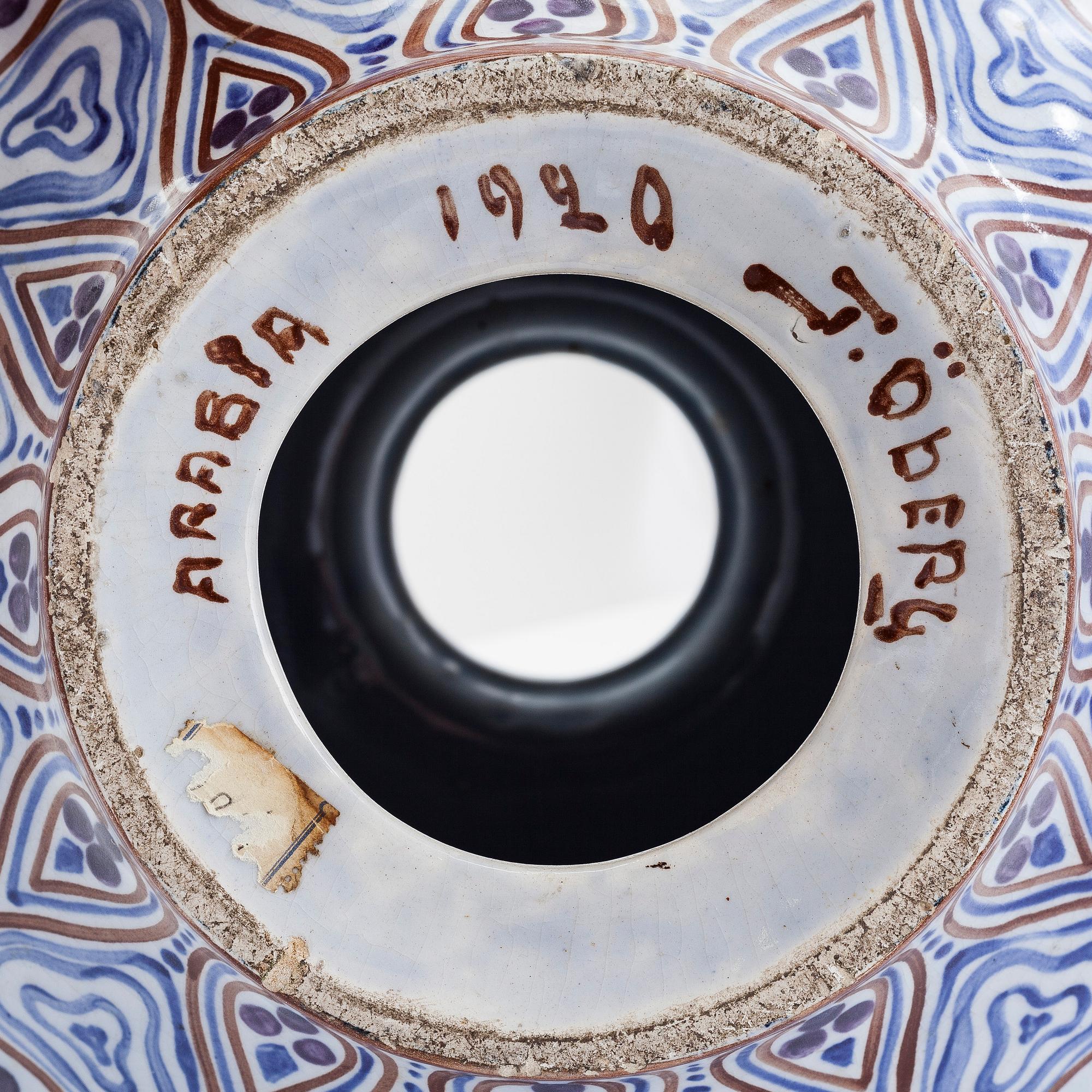 Thure Öberg, A ceramic urn for Arabia, Finland, signed T. Öberg Arabia 1920.