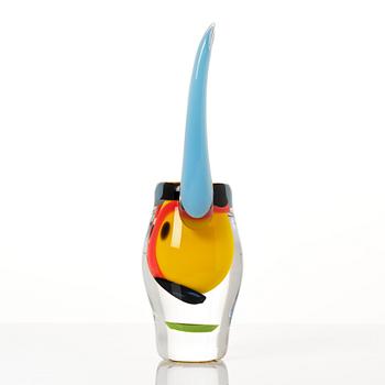 Erik Höglund, "Tjur", skulptur/vas, Studioglas Bergdala, ed. 311/350.