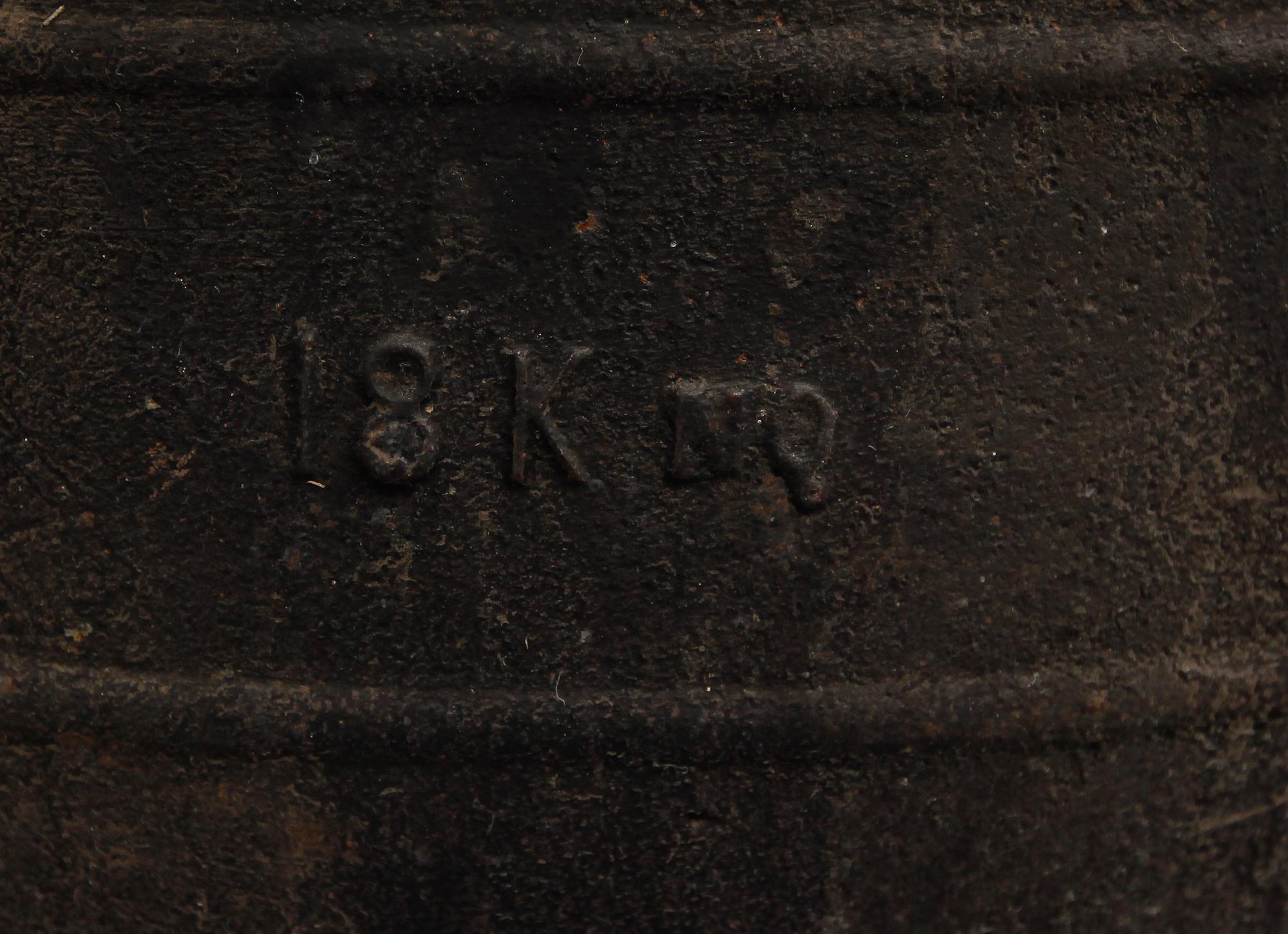 TREFOTSGRYTOR, 2 st, Näfveqvarns Bruk, 1800-/1900-tal.