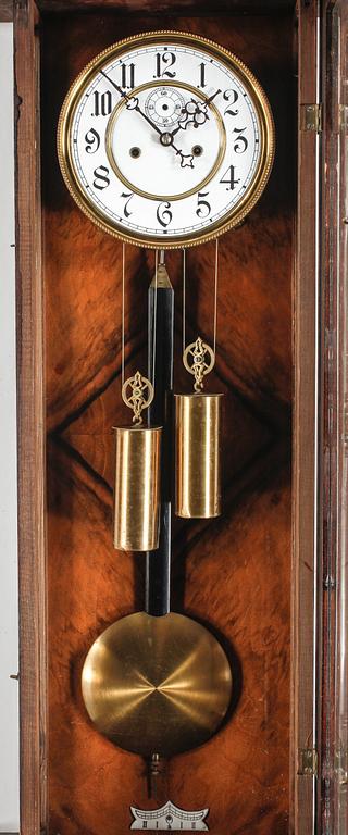 VÄGGUR, sk lodregulator, nyrenässans, omkring år 1900.