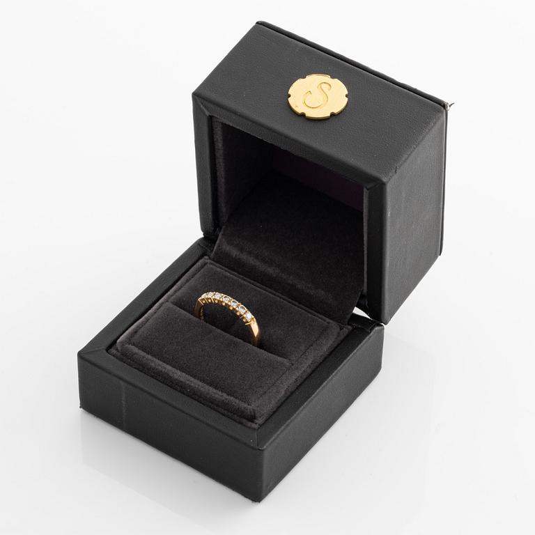 Ring, Jarl Sandin, alliance, 18K gold with brilliant-cut diamonds.