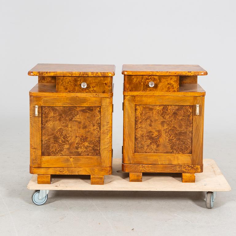 A pair of Art Deco 1930/40s root veneer bedside tables.