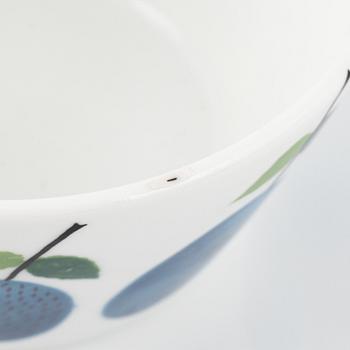 Stig Lindberg, tekoppar med fat, 12 st,   benporslin, "Prunus", Gustavsberg.