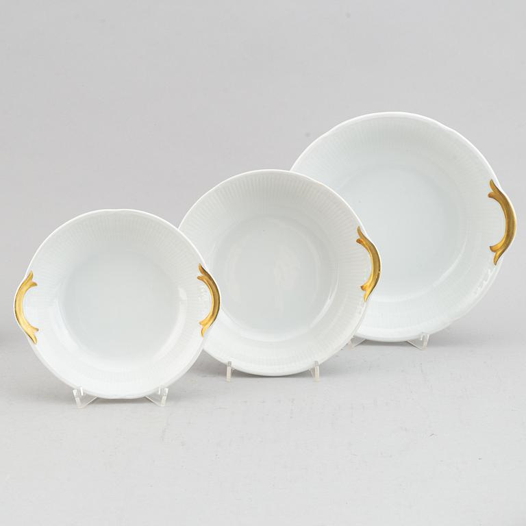 Louise Adelborg, Mat, kaffe- och teservis, Porslin, 110 delar, "Swedish Grace"/"Nationalservisen", Rörstrand.