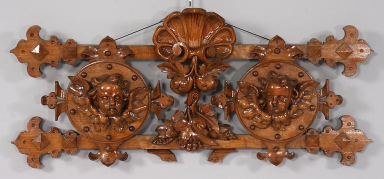 DEKORATIONSELEMENT, omkring sekelskiftet 1800/1900.