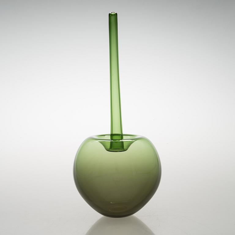 TIMO SARPANEVA, veistos, "Wild Apple", signeerattu Timo Sarpaneva, Iittala 1994.