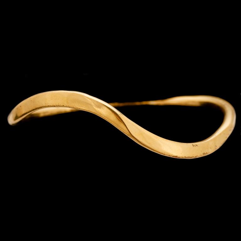 ARMRING, förgyllt silver, Louise Carlman, 1981. Ca 20 g.