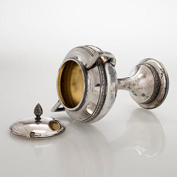 Sockerskål på fot, silver, Finlands Guldsmeds ab, Åbo 1916.