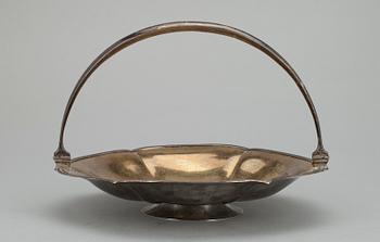 BRÖDKORG, silver, Alexander Kordes, St. Petersburg 1865. Vikt ca 542 g.