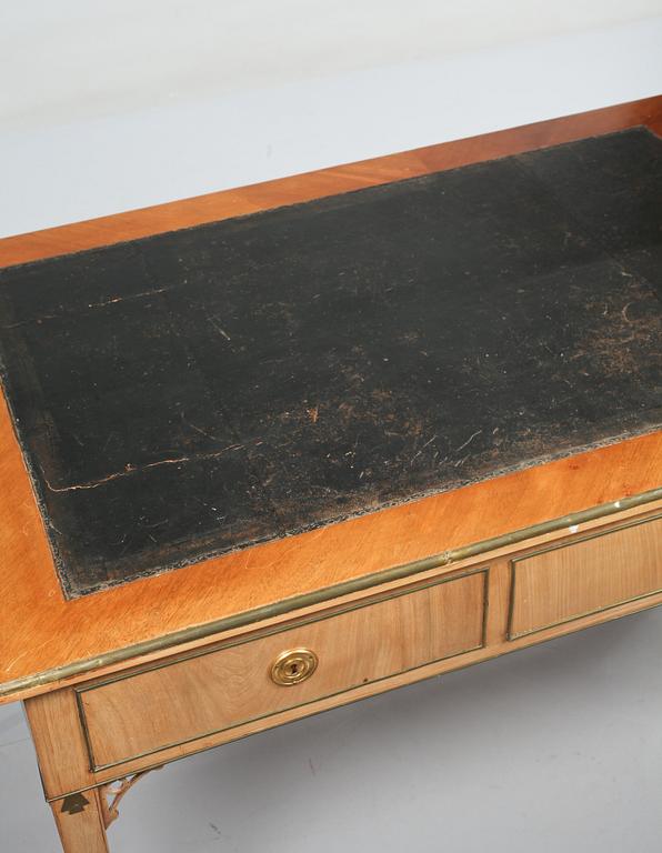 SKRIVBORD, sengustaviansk stil, 1800-tal.
